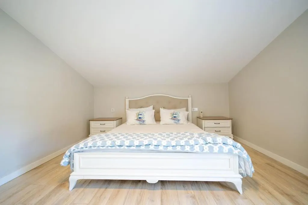 Villa Paris 马尔马里斯